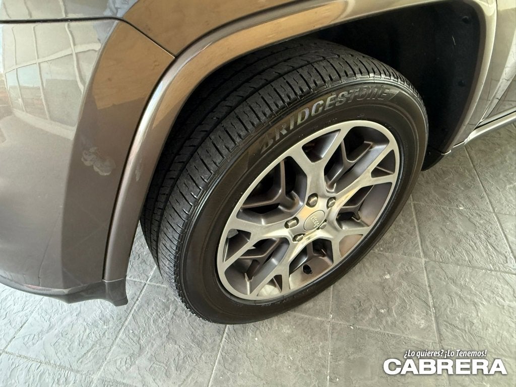 2018 Jeep Grand Cherokee Sterling Edition