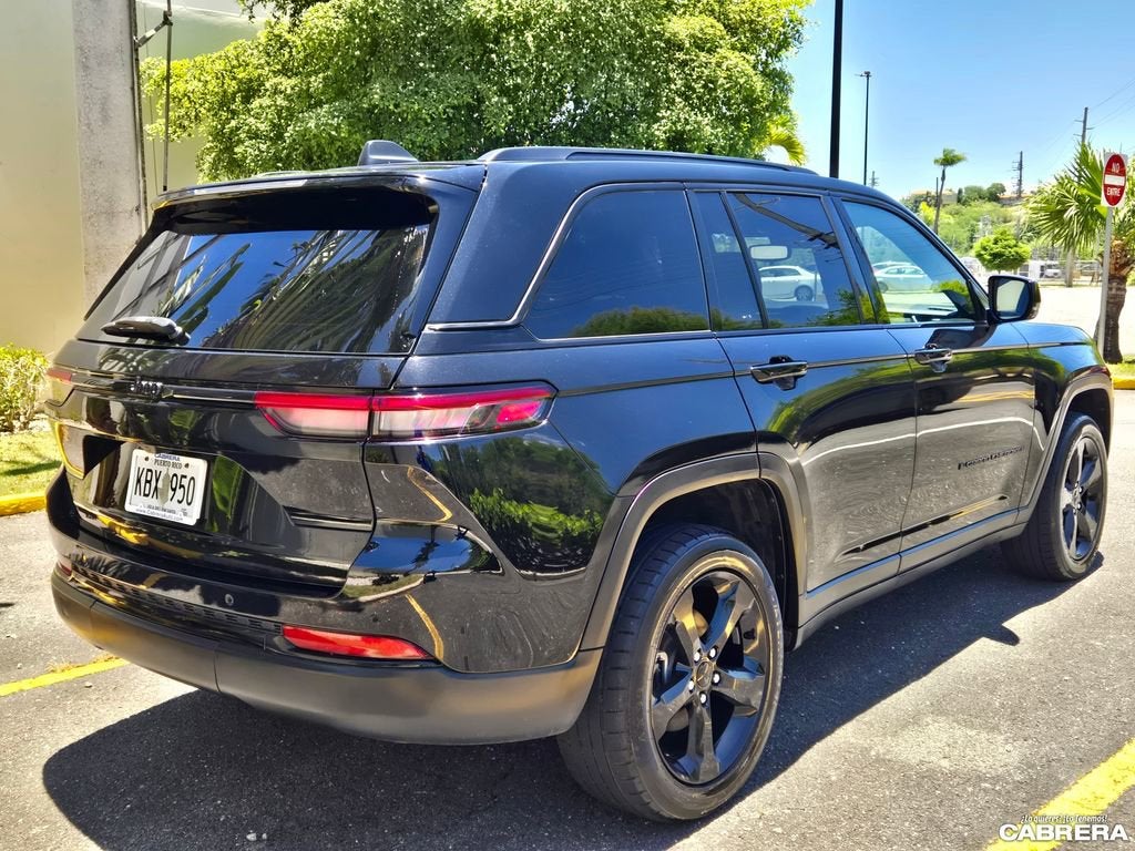 2023 Jeep Grand Cherokee Altitude