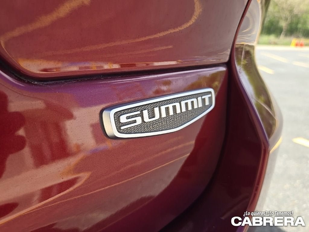 2022 Jeep Grand Cherokee Summit Reserve