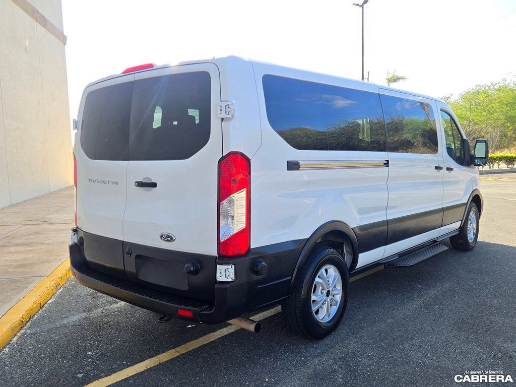 2024 Ford Transit Passenger Wagon XL
