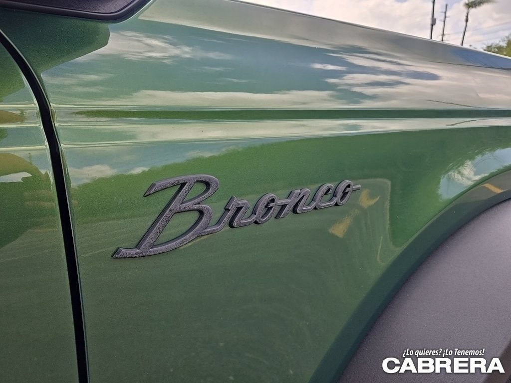 2022 Ford Bronco Base