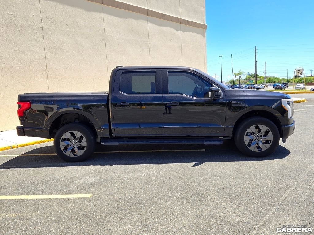 2022 Ford F-150 Lightning Pro