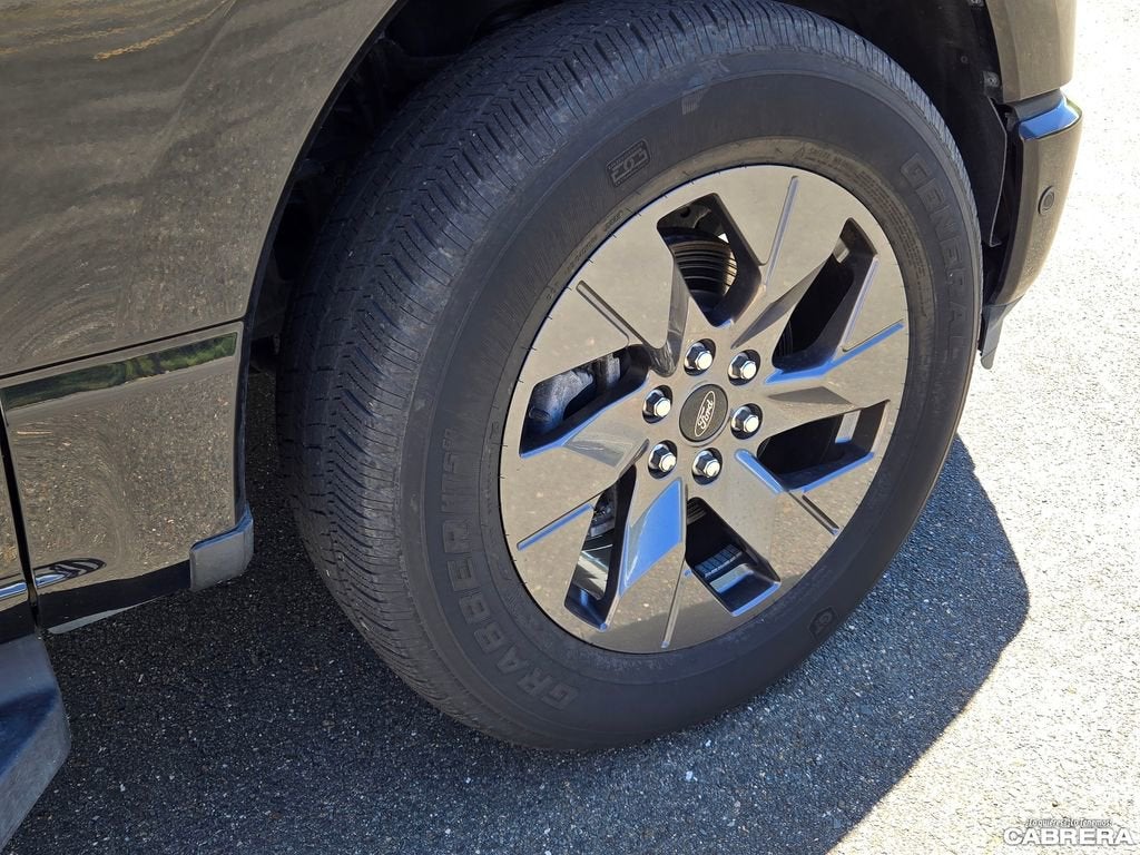 2022 Ford F-150 Lightning Pro