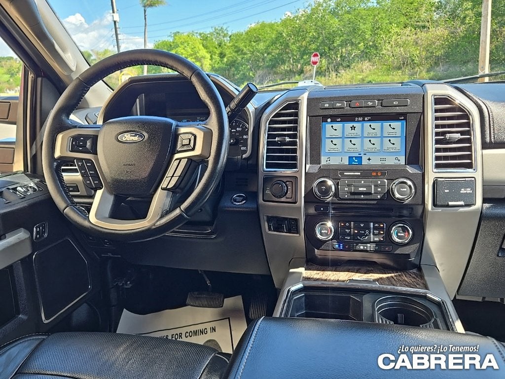 2017 Ford Super Duty F-250 SRW Lariat