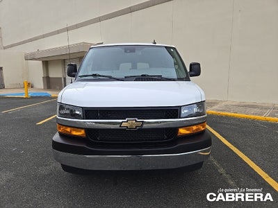 2024 Chevrolet Express Passenger 3500 1LT