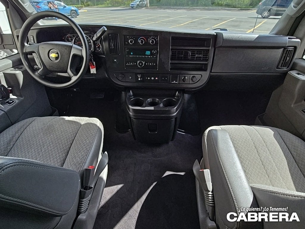 2020 Chevrolet Express Passenger 3500 1LT
