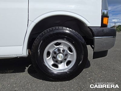 2020 Chevrolet Express Passenger 3500 1LT