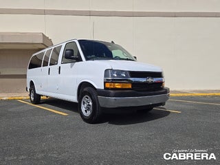 2020 Chevrolet Express Passenger 3500 1LT