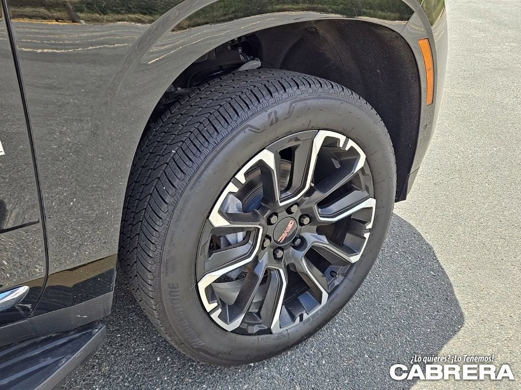 2025 GMC Yukon Elevation