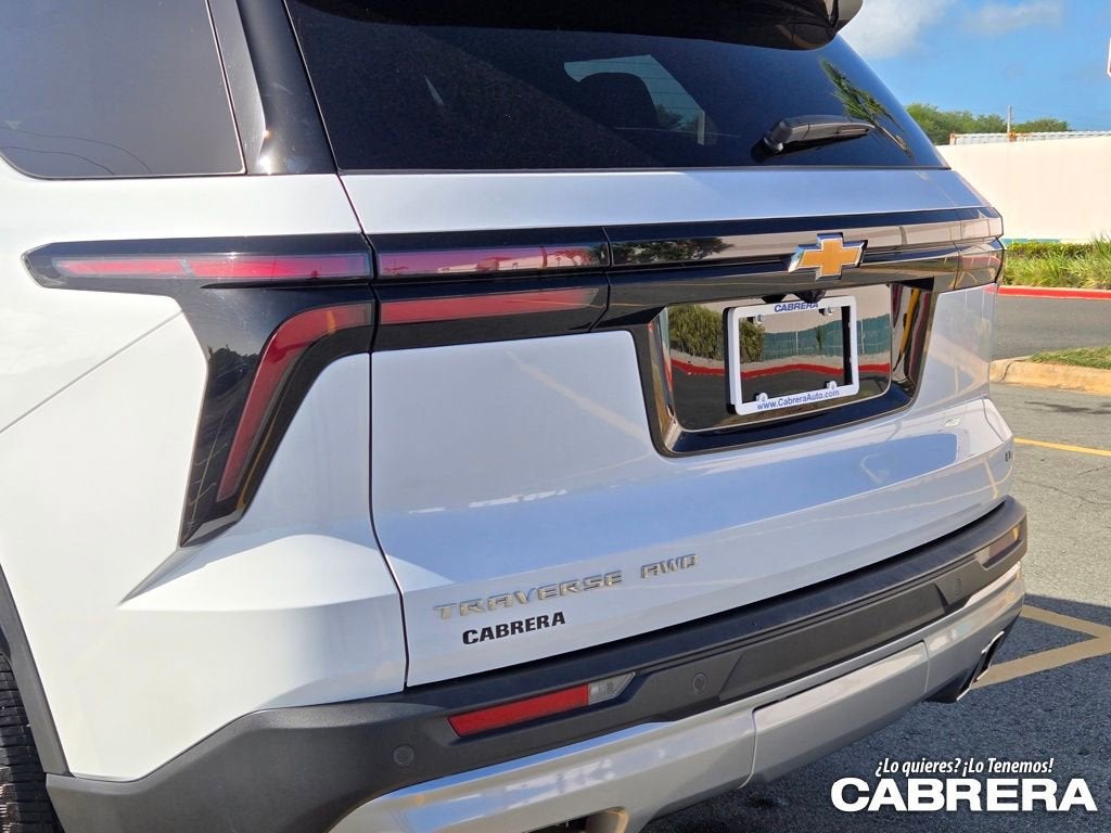 2024 Chevrolet Traverse LT
