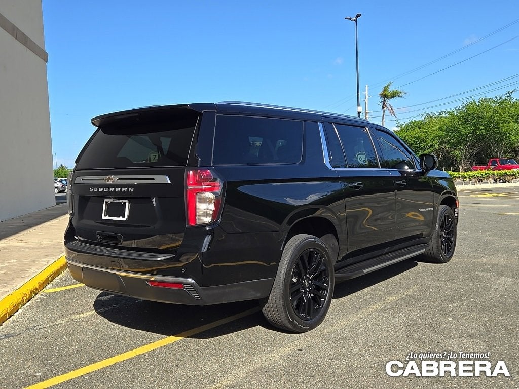 2023 Chevrolet Suburban LT