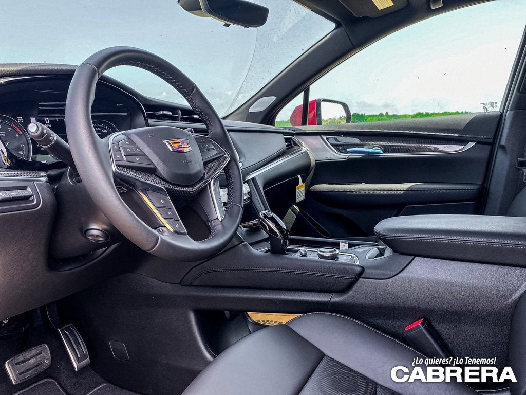 2024 Cadillac XT5 Sport