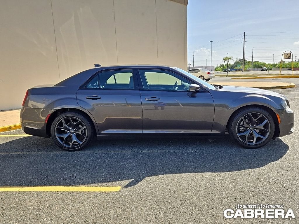 2023 Chrysler 300 300S