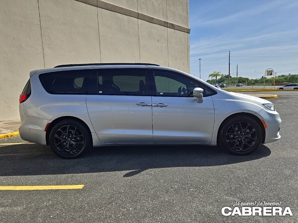 2022 Chrysler Pacifica Limited