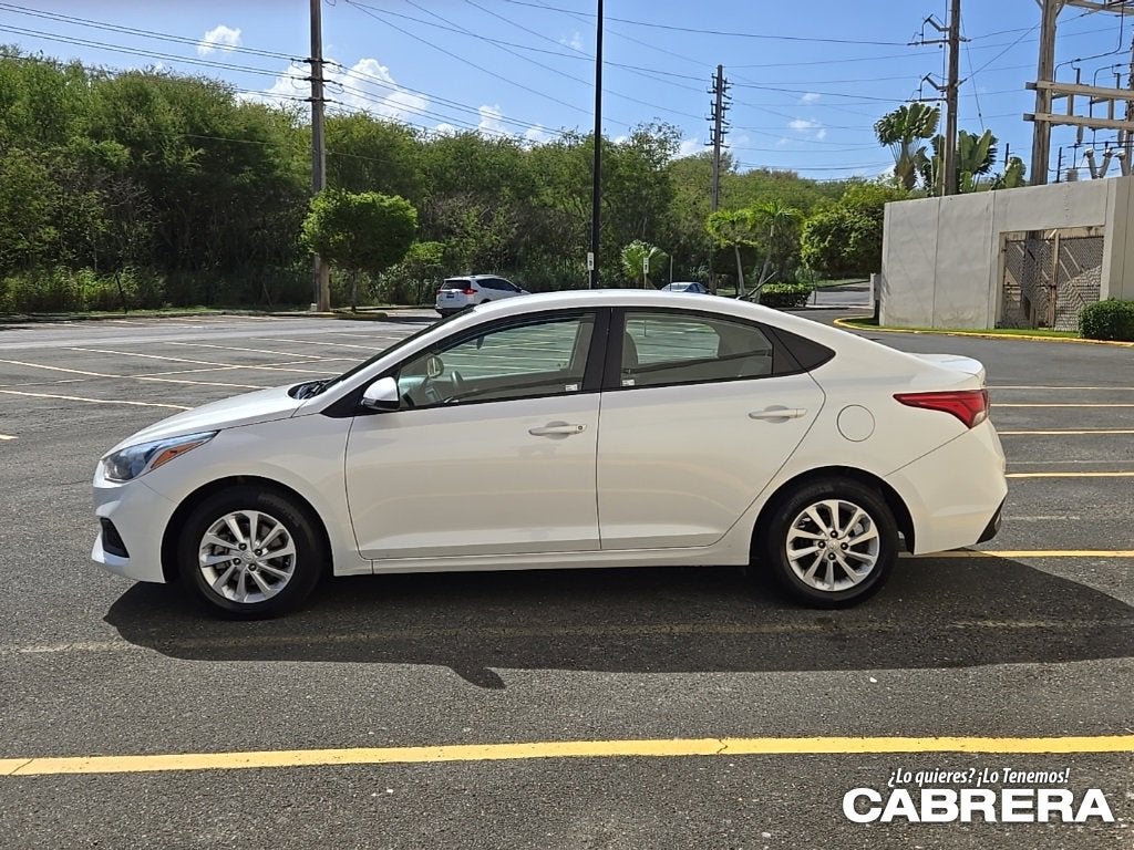 2022 Hyundai Accent SE