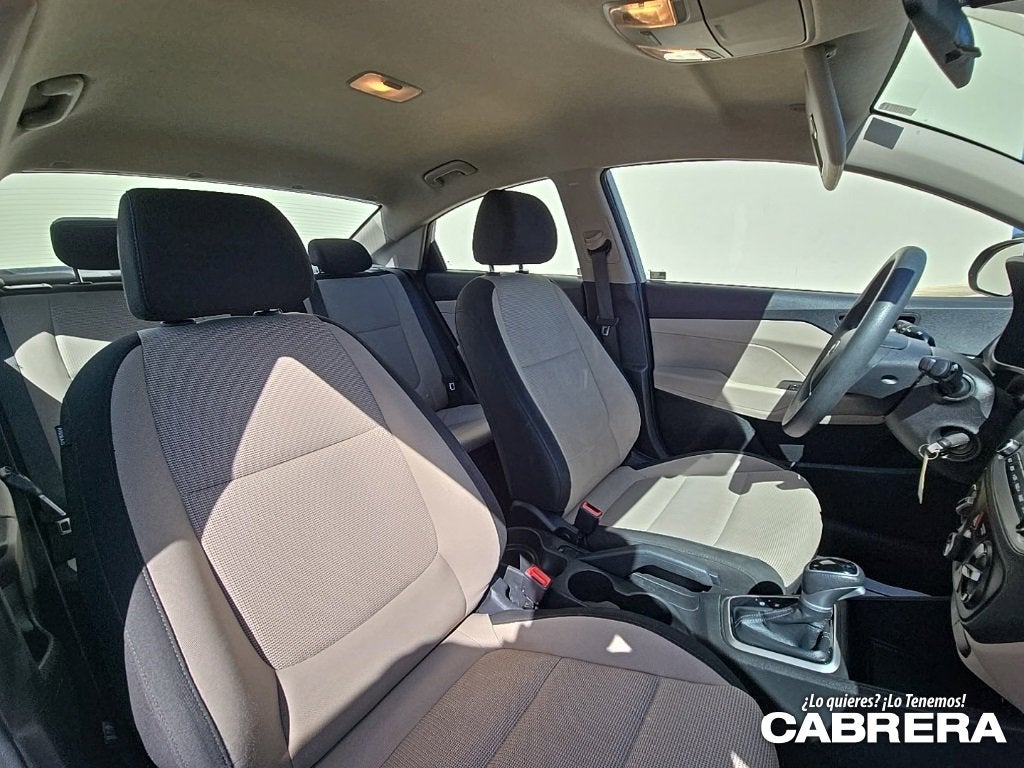 2022 Hyundai Accent SE