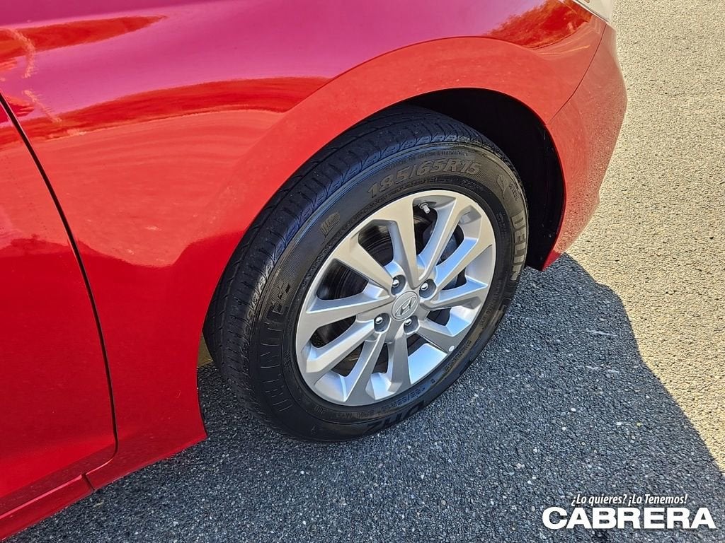 2022 Hyundai Accent SE