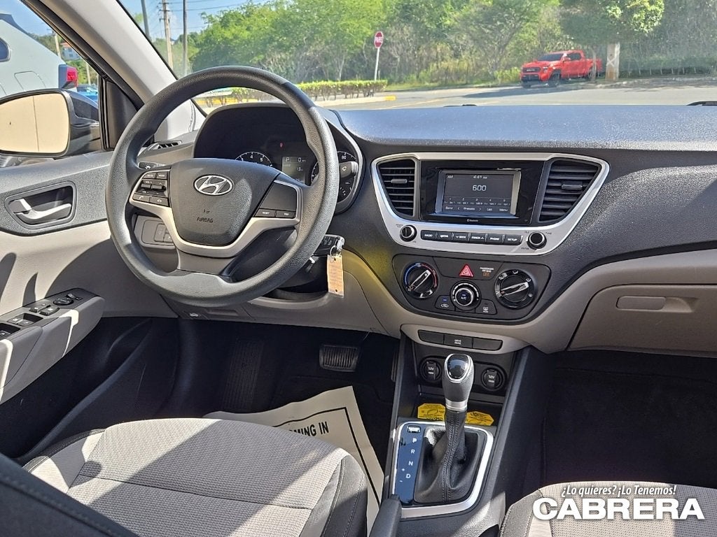 2022 Hyundai Accent SE