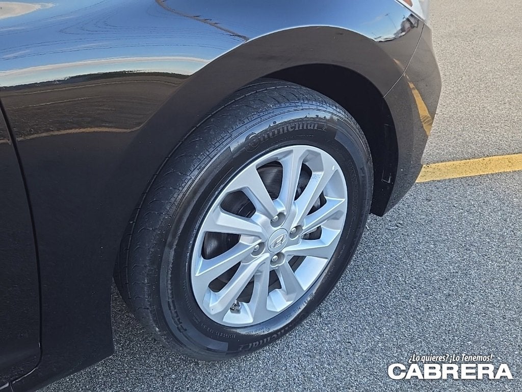 2022 Hyundai Accent SE