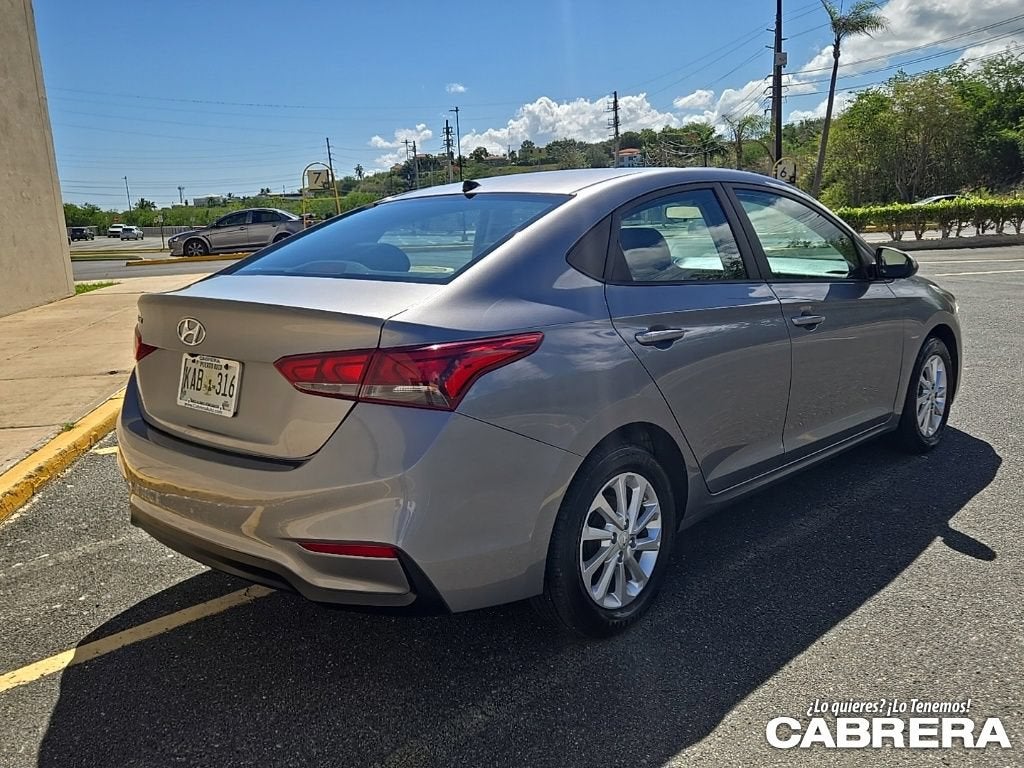 2022 Hyundai Accent SE