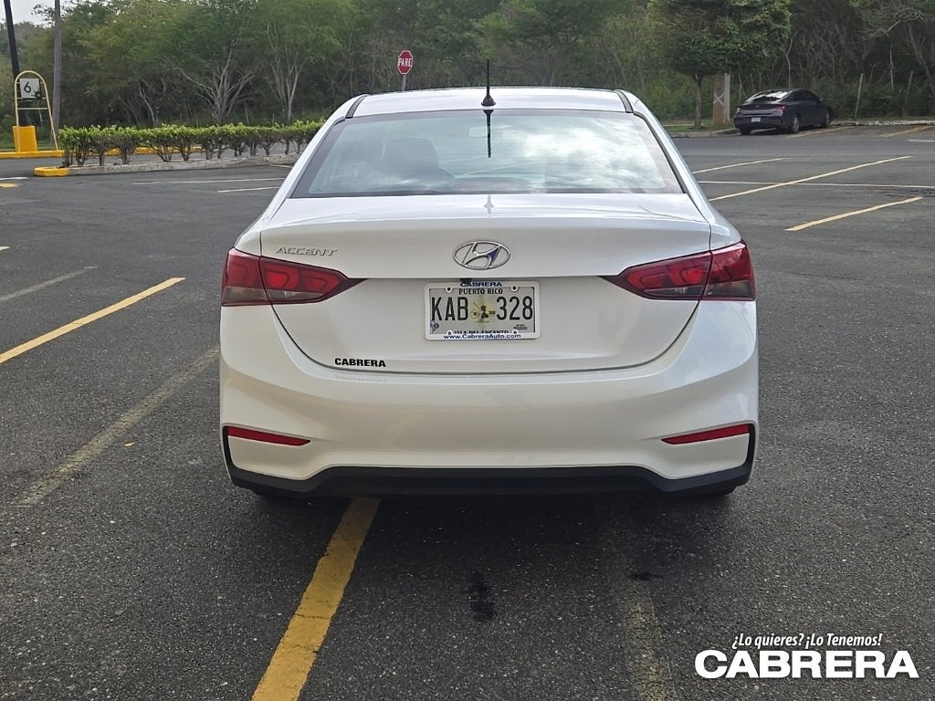 2022 Hyundai Accent SE