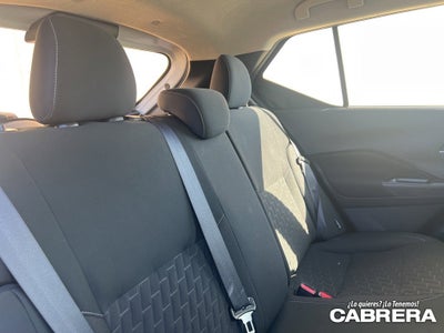 2022 Nissan Kicks SV