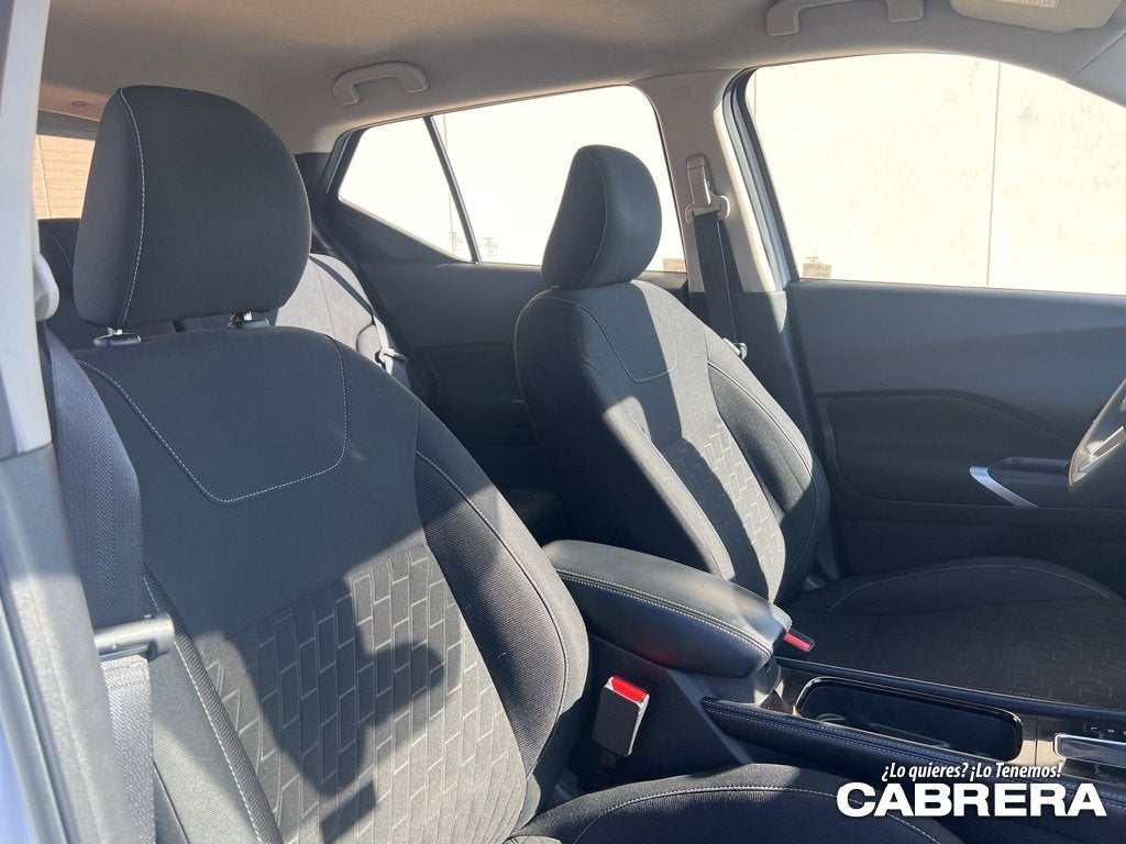 2022 Nissan Kicks SV