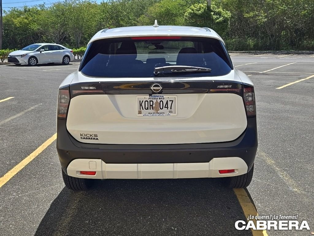 2025 Nissan Kicks SV