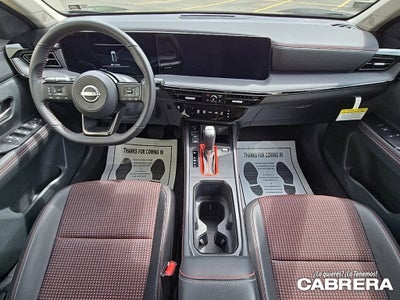 2025 Nissan Kicks SR