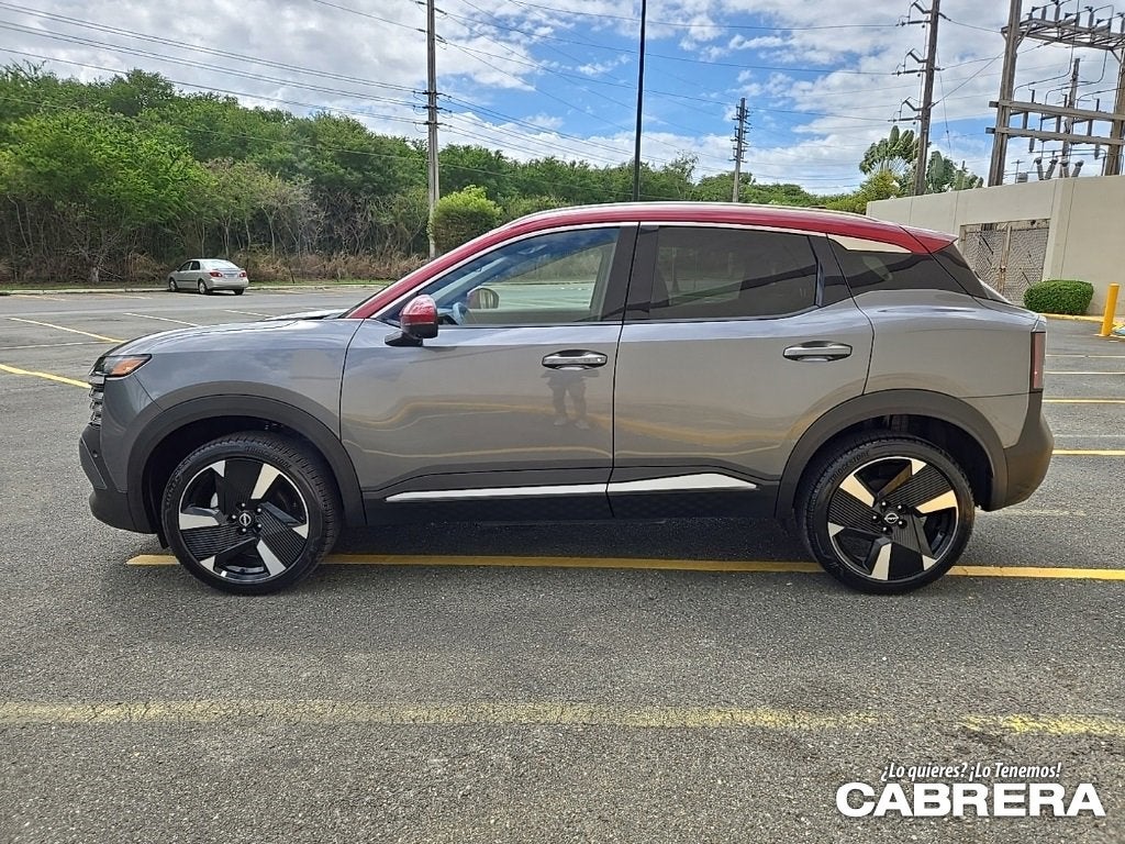 2025 Nissan Kicks SR