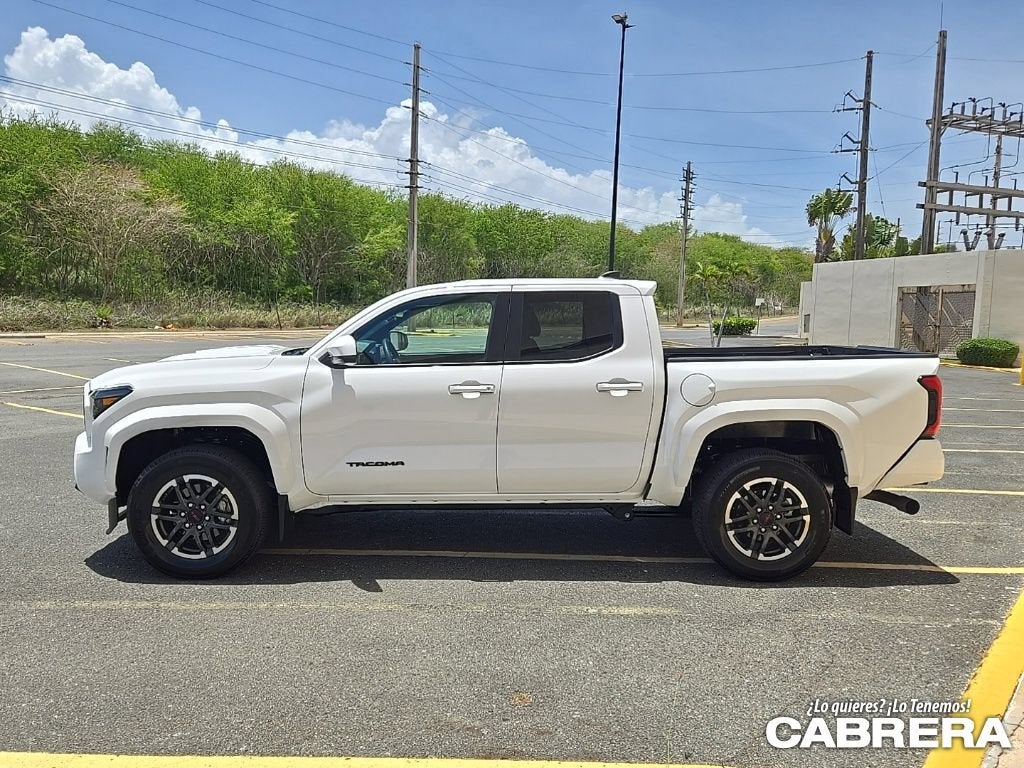 2025 Toyota Tacoma 2WD SR5