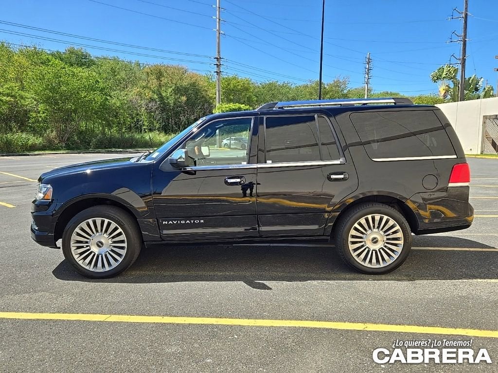 2017 Lincoln Navigator Select
