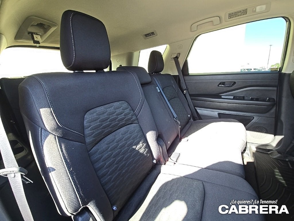 2023 Nissan Pathfinder S