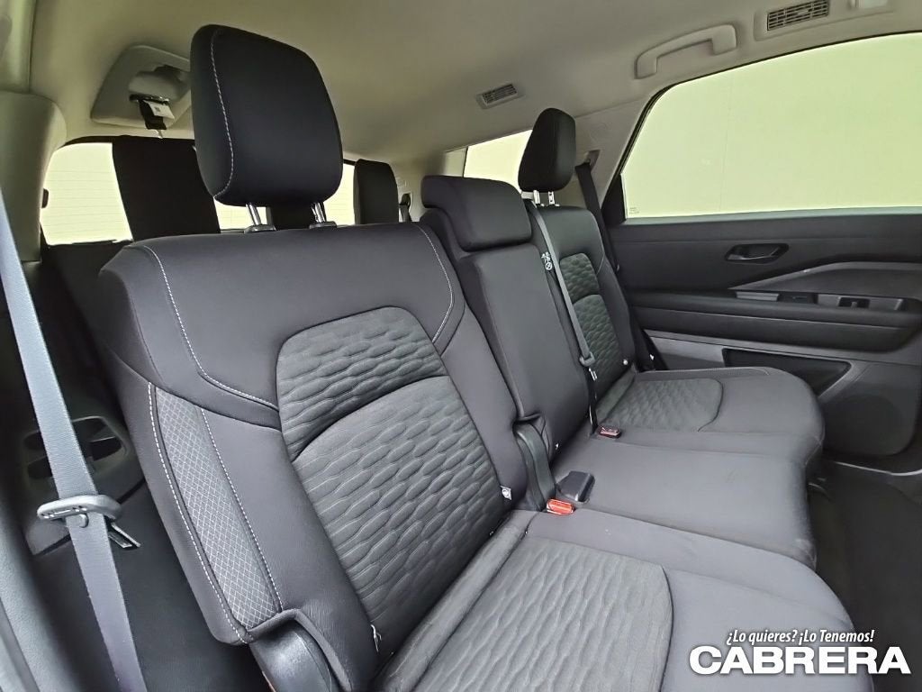 2023 Nissan Pathfinder S