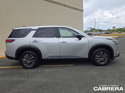 2023 Nissan Pathfinder S