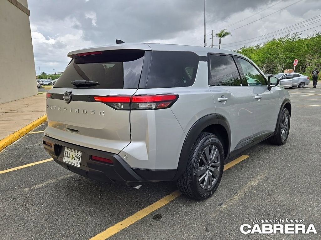 2023 Nissan Pathfinder S