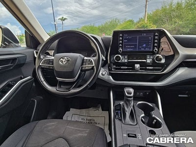 2022 Toyota Highlander LE