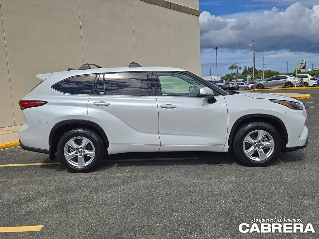 2022 Toyota Highlander LE