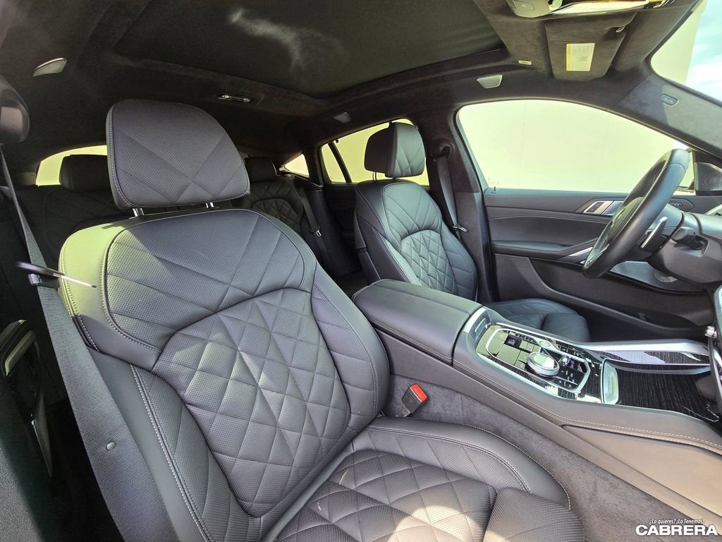 2025 BMW X6 M60i