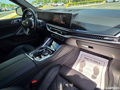 2025 BMW X6 M60i
