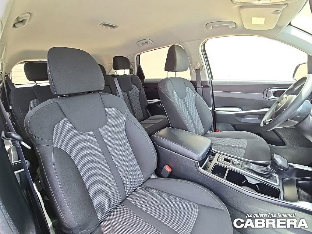 2024 Kia Sorento LX