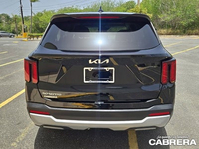 2024 Kia Sorento LX