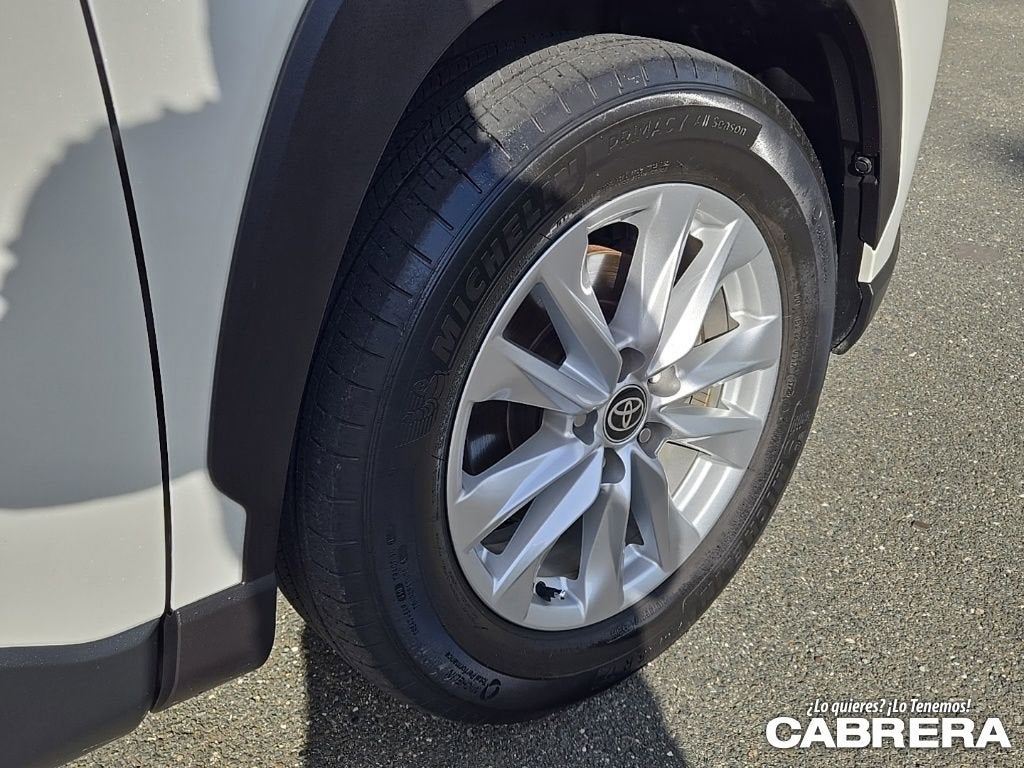 2022 Toyota Corolla Cross LE