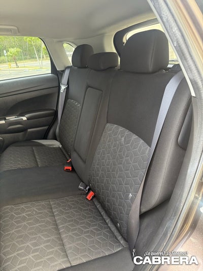 2021 Mitsubishi Outlander Sport SE