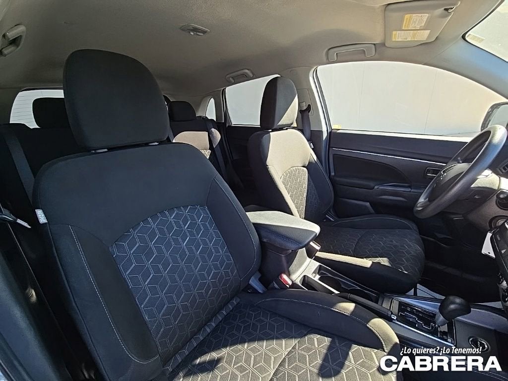2023 Mitsubishi Outlander Sport ES