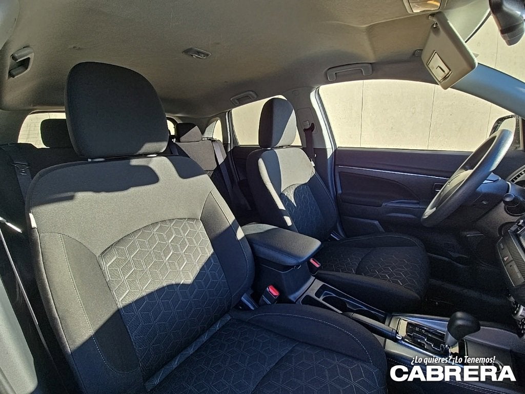 2023 Mitsubishi Outlander Sport ES