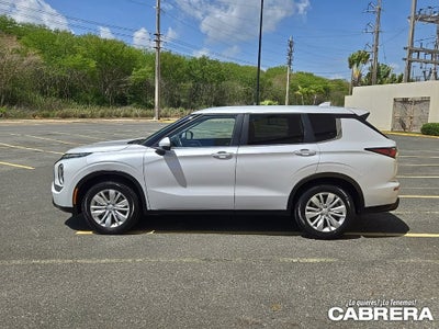 2026 Mitsubishi Outlander ES