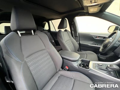 2025 Toyota RAV4 Hybrid SE