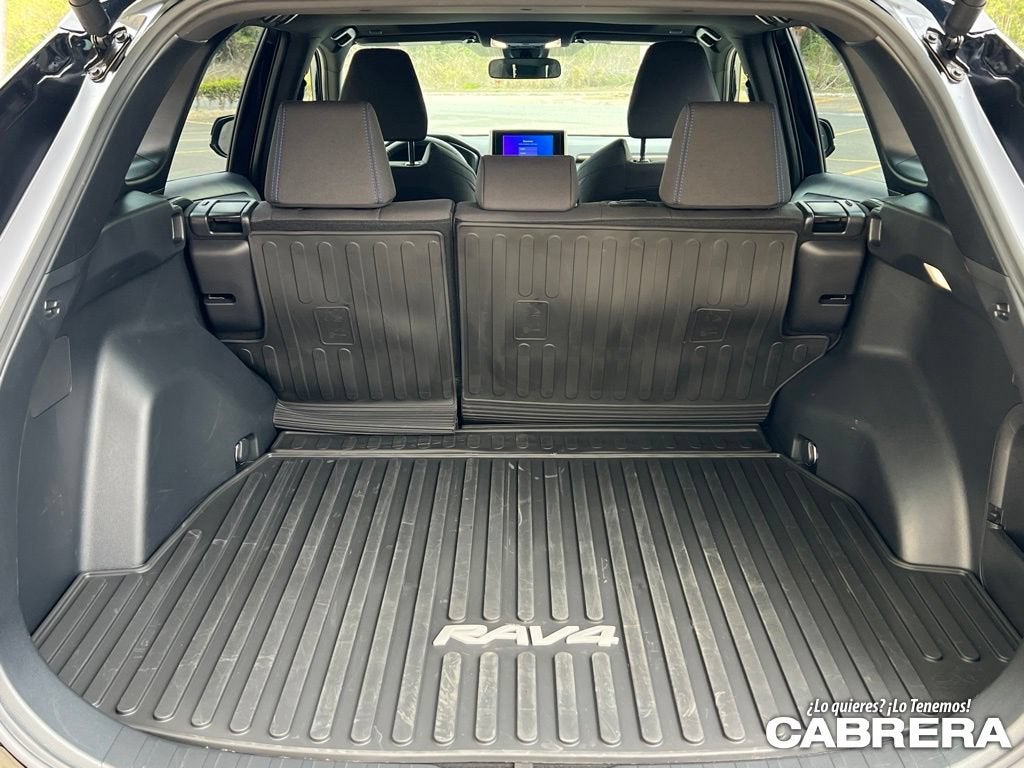 2025 Toyota RAV4 Hybrid SE