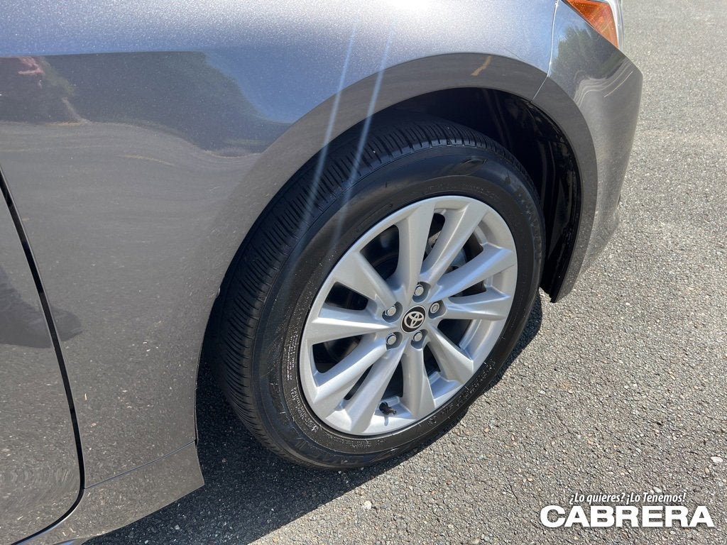 2025 Toyota Corolla Hatchback SE